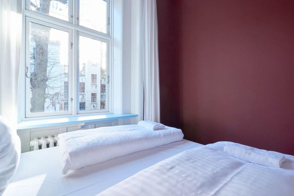 Moderen And Sleek 3Br With Bath By The Lakes And Metro København Eksteriør billede